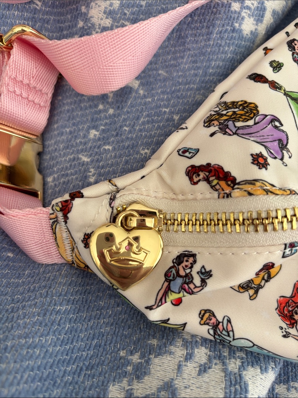 Disney Princess Pink Strap Crossbody Bag - Picture 2 of 6